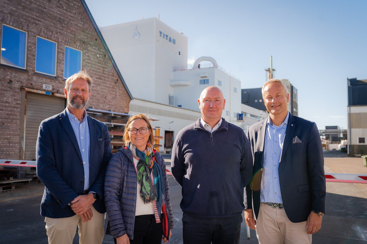 Fra venstre: Frank Sagvik (Viken Hydrogen), Jan Klauset (Kronos Titan), Charlotte Iversen (Borg Havn) og Martin Vatne (Østfold Energi)